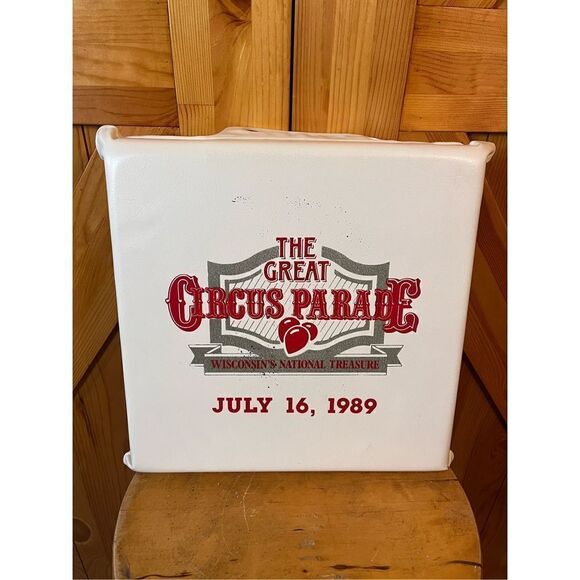M&I Other - The Great Circus Parade seat cushion-circus world museum-ringling bros